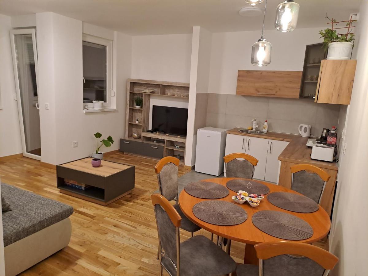 Das Apartman Subotica Luaran gambar