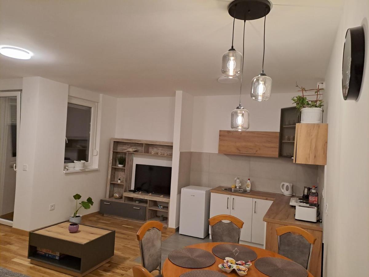 Das Apartman Subotica Luaran gambar