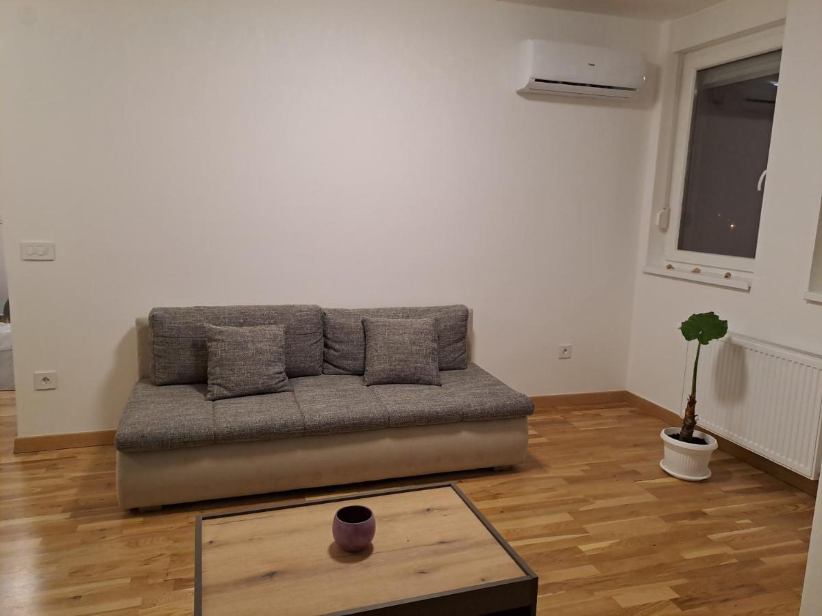 Das Apartman Subotica Luaran gambar